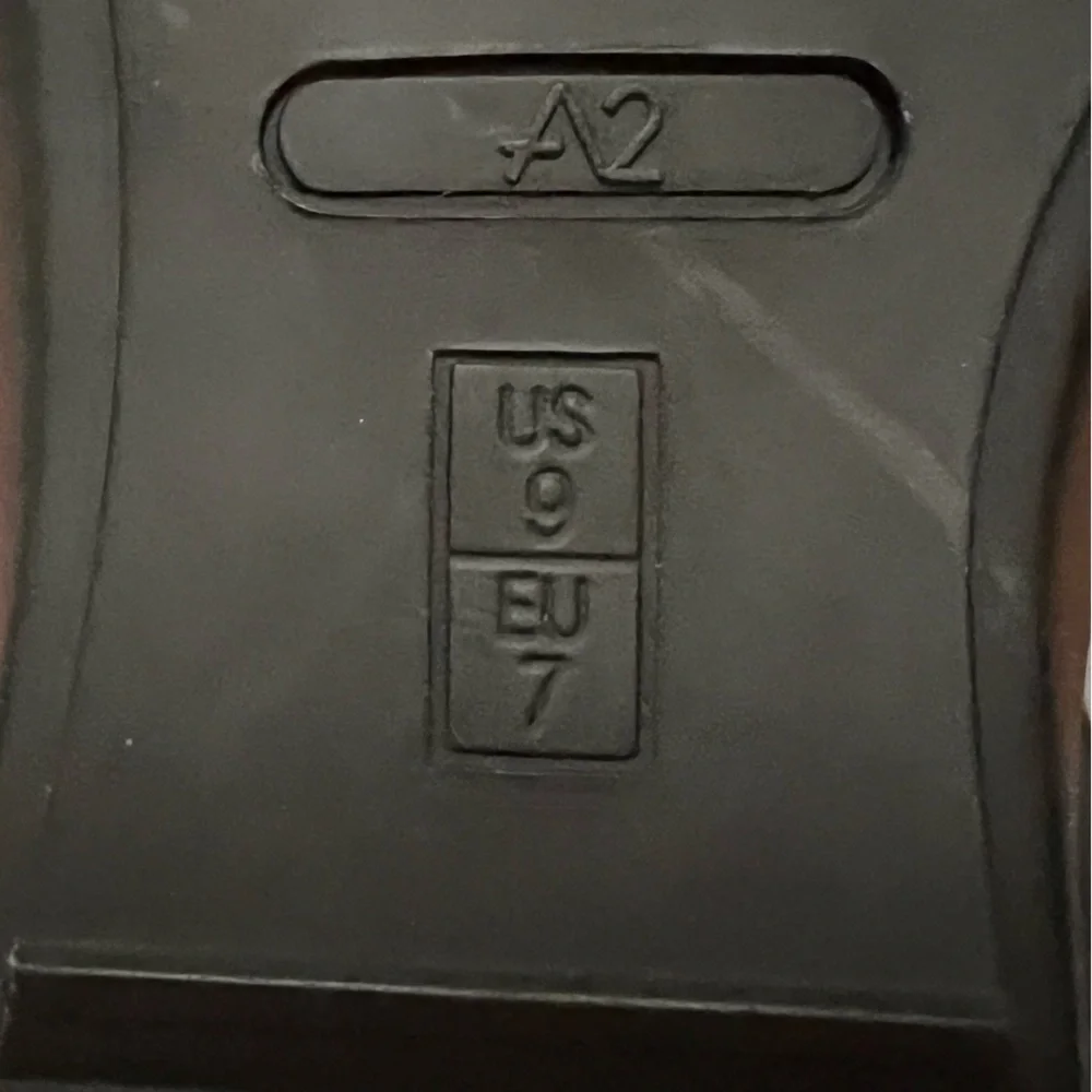 Brand new comfortable women loafers , cushioned 9M - Picture 3 of 6